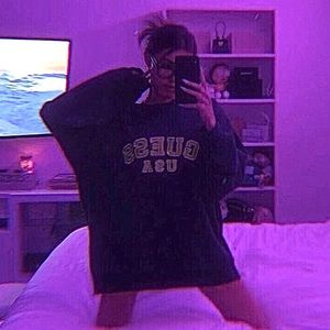 90s GUESS Vintage USA Sweatshirt 🤍